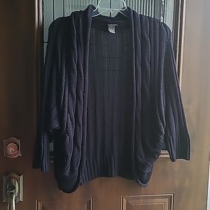Black 3/4 sleeve sweater